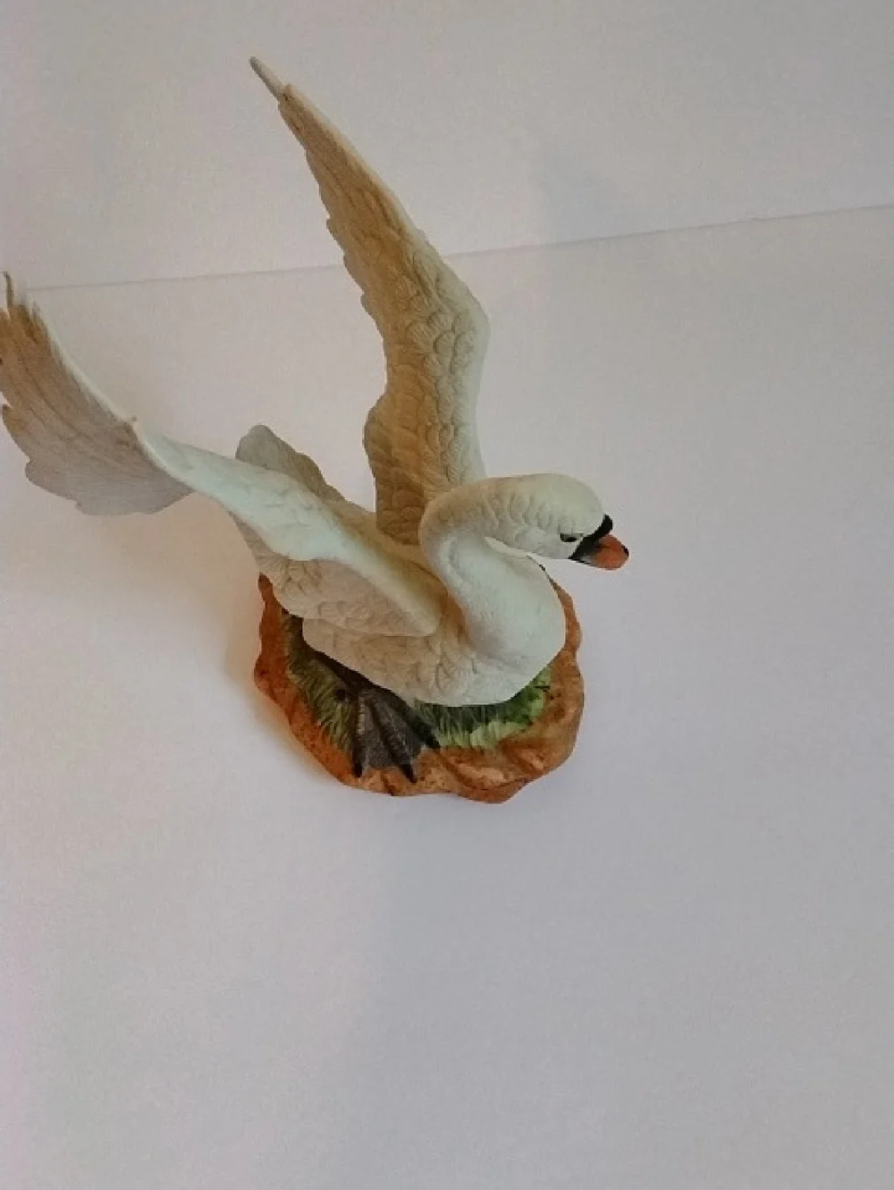 White Swan Bird Figurine Decorative Perch for Bird Areas